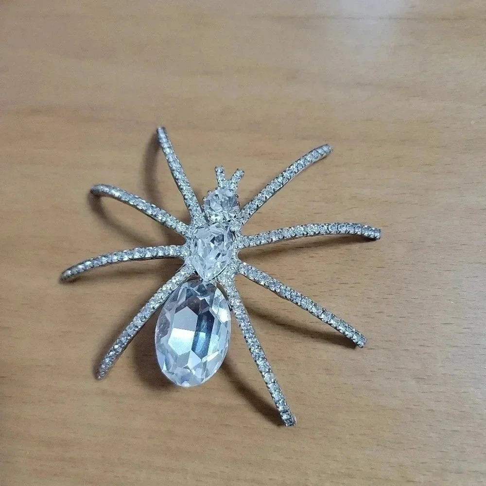 Rhinestone Spider Brooch